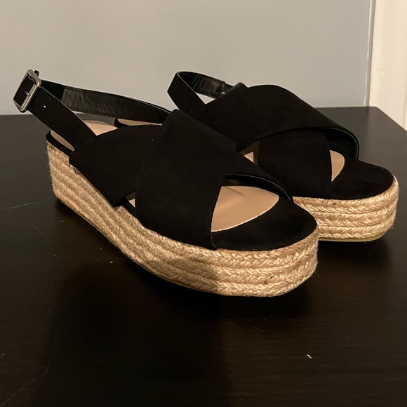 Shoes - Platform Shoes/Sandals